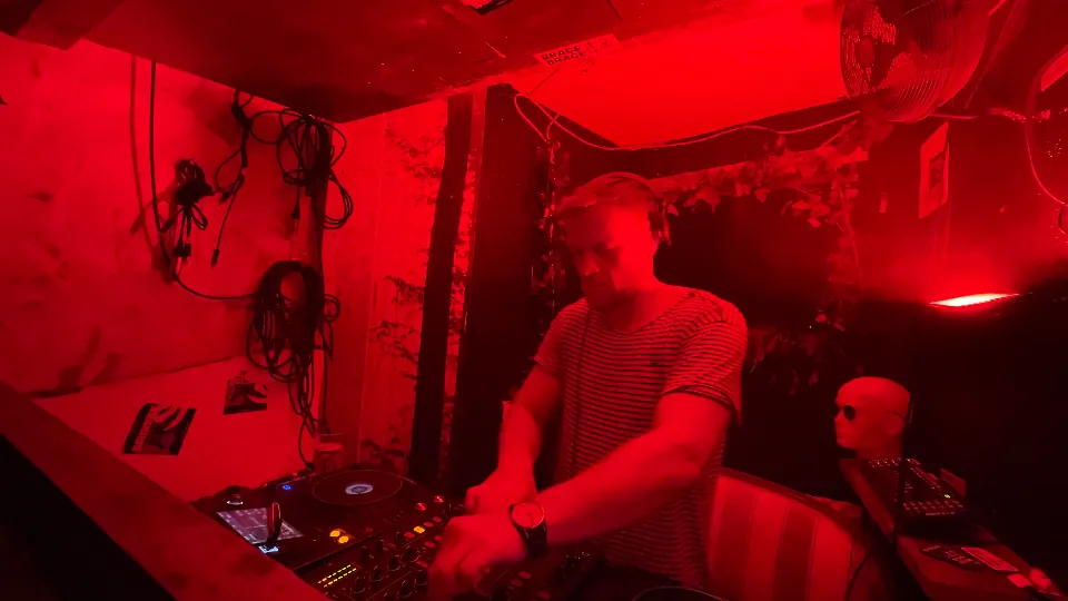 DJ Enrico