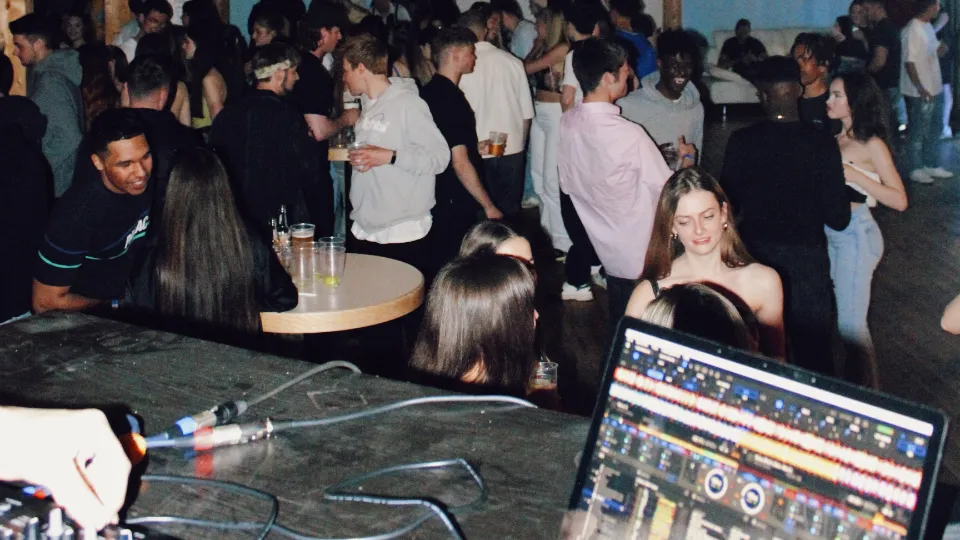 DJ Adrian - Bild 4