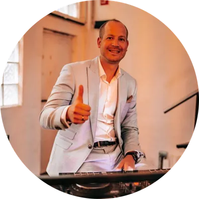 DJ Kevin