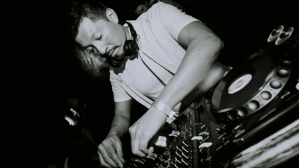 DJ Eduardo