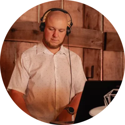 DJ Artur
